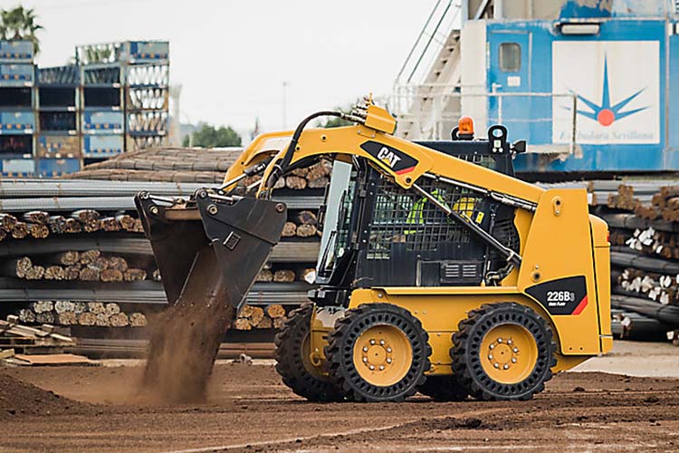 Caterpillar 226B  image 7