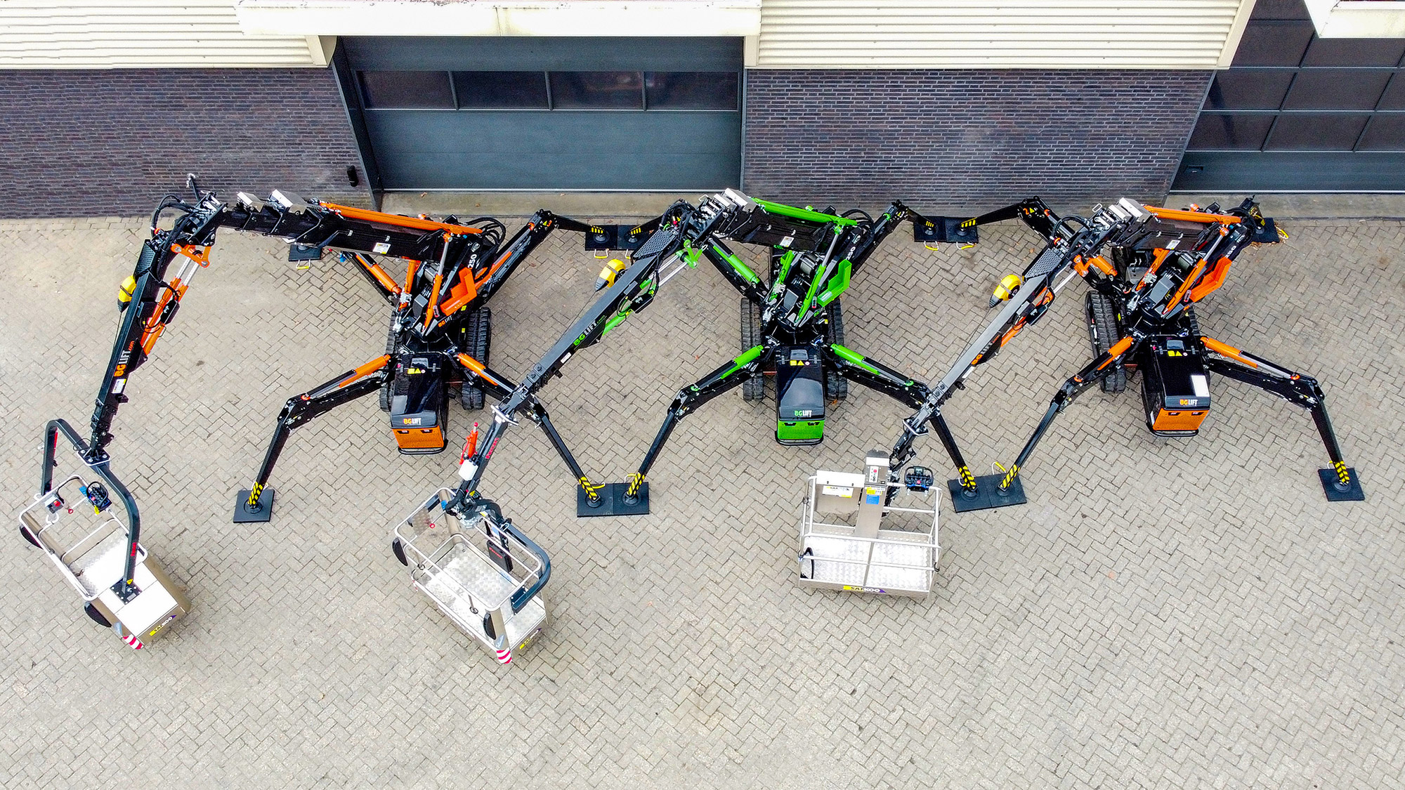 Arbeiten mit einer Arbeitsbühne