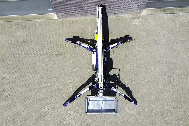 Cela DT Spider 25 spinhoogwerker op rupsen